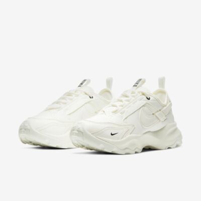 ★送料・関税込★NIKE★WMNS TC 7900 SUMMIT WHITE★22-28cm★ New Nike Women's TC 7900 Shoes - Summit White (DD9682-100