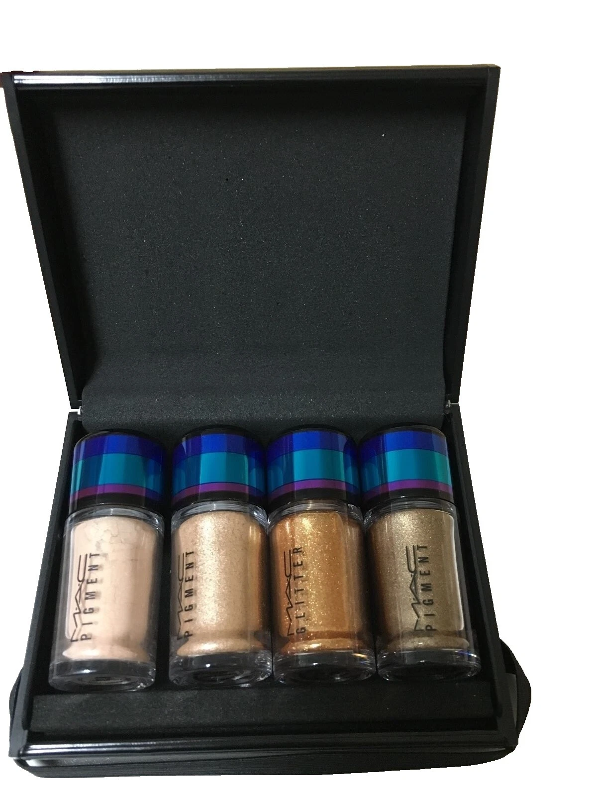 M * A * C Pressed Powder Quad Maquillaje de Ojos