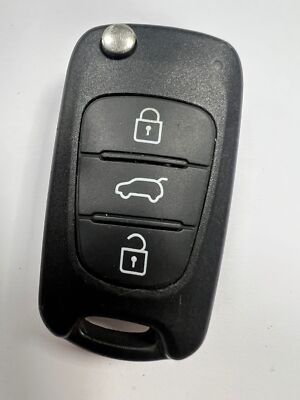 ORIGINAL HYUNDAI 3 TASTEN FERNBEDIENUNG KLAPPSCHLÜSSELANHÄNGER GETESTET & FUNKTIONSFÄHIG OMRON OKA-185T!!!