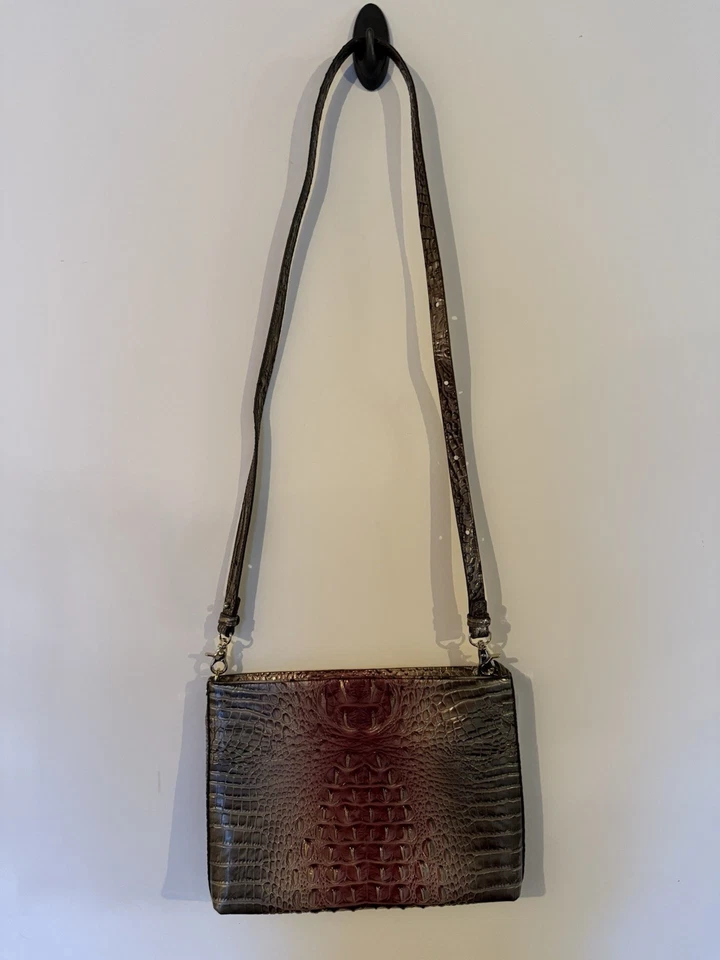 Bolso Bandolera Brahmin Remy en Cuero Repujado Cocodrilo, Colores Ombre Nuevo Con Etiquetas Foto 4 de 4