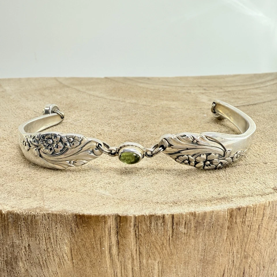 Artisan Sterling 925 Spoon Bracelet Green Tourmaline Cabochon Magnetic Clasp - Image 2 of 4