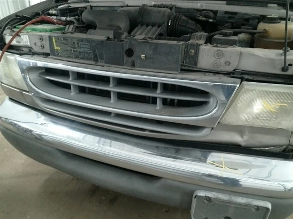 Automatic Transmission 4R70W 8-280 4.6L Fits 01-03 FORD E150 VAN 104926141 Foto 2 de 4