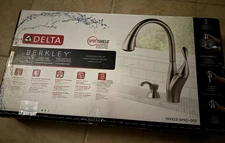 Delta 19932Z-SPSD-DST Berkley Single Handle Pull-Down Kitchen Faucet