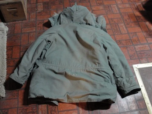 Arctic Parka green size large good condition small stains image 2