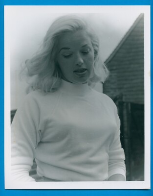 Diana Dors Darkroom Produced 8x10 Photograph Blonde Bombshell Actress  D38