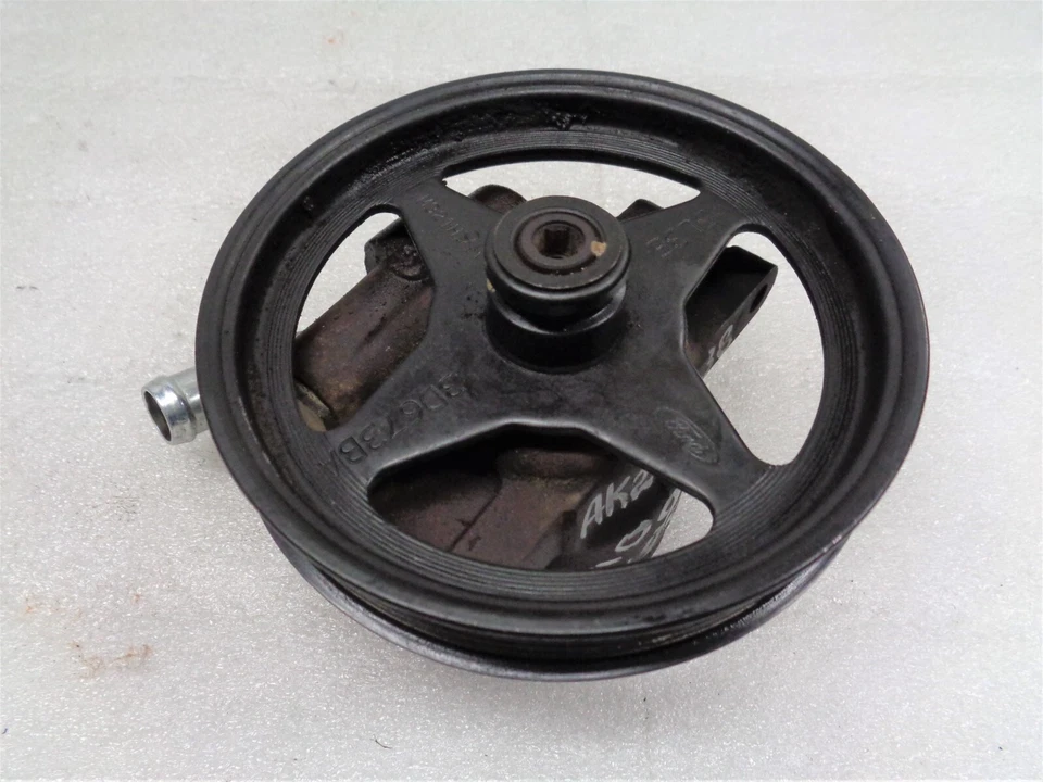 Bomba de dirección asistida Ford E-450 Super Duty 2007-2010 OEM AK2207188 Foto 2 de 4