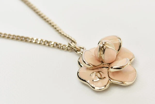 Authentic CHANEL Camellia Flower Coco CC Logo Pink Beige Pendant Necklace