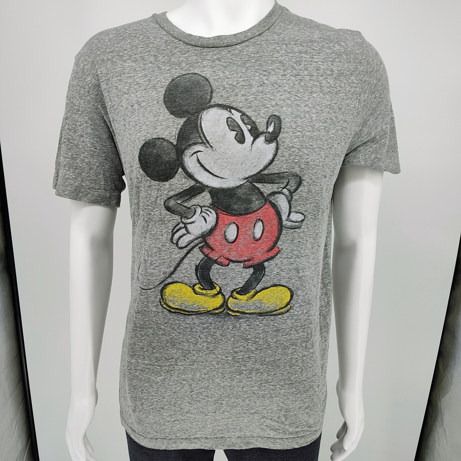 Disney Mickey Mouse Gray Graphic T-Shirt (Large)