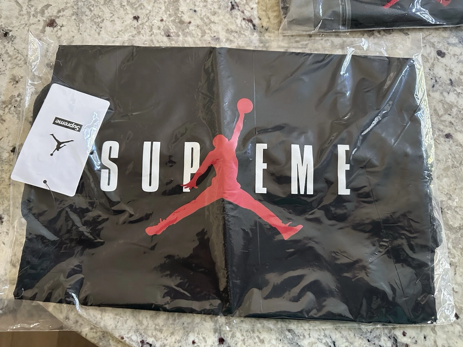 Sac à cordon Supreme x Jordan (FW24) noir ; taille unique ; neuf avec étiquette ?ÉPUISÉ?