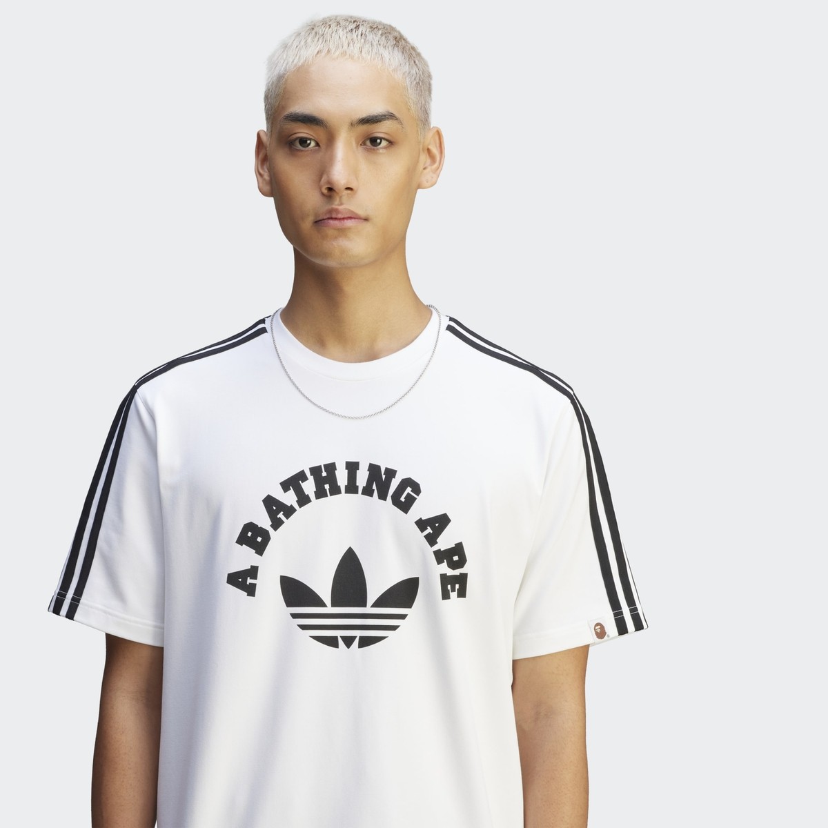【アヒョンちゃん着用】adidas × A Bathing Ape T-shirt アヒョンちゃん着用】adidas × A Bathing Ape T-shirt (A