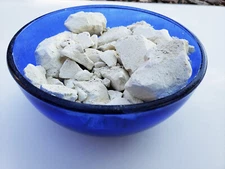 Earthy White Mountain clay. Super earthy and rainy clay from Earthy Goodies