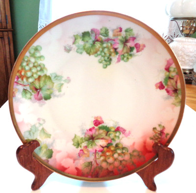 LOVELY ANTIQUE IMPERIAL AUSTRIA PORCELAIN PLATE-PFEIFFER & LOWENSTEIN-PSL-GRAPES