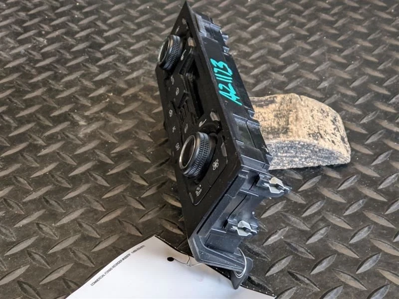 Climate Temperature Control Dual Zone With Sport Seat Fits 08-13 AUDI A5 2153794 Foto 2 de 4