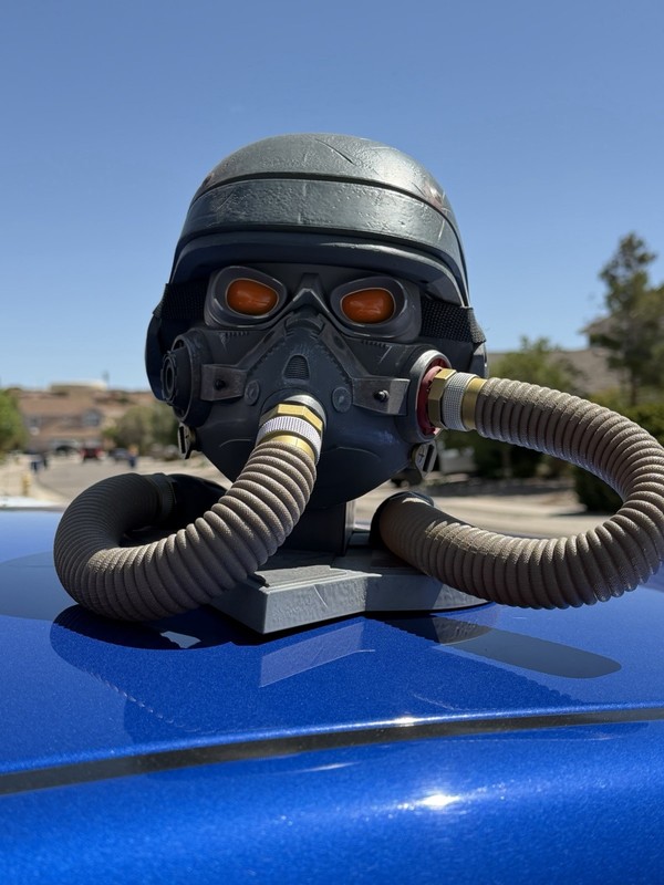 PS3 Killzone Helghast 2010 Gas Mask Helmet Bust Storage Decor Display