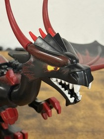 LEGO  7094 Fantasy Era Castle Black and Red Dragon