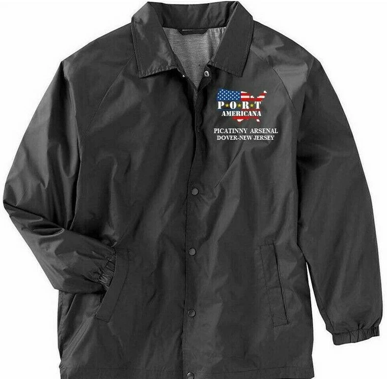JAQUETA PICATINNY ARSENAL DOVER-NJ *LOGOTIPO PORTA AMERICANA*BORDADA 1 LADO EQUIPE - Imagem 2 de 3