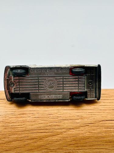 SIKU - Mercedes-Benz 250 Taxi - Bild 5 von 5
