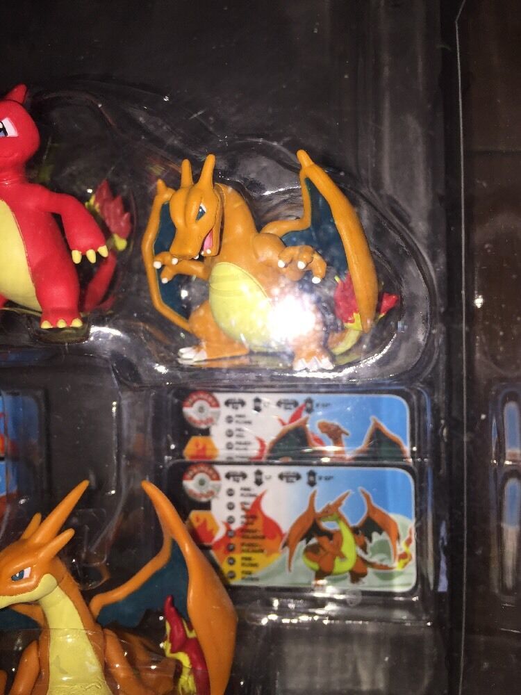 Pokémon Pack Evolução Charizard Charmeleon Charmander em Promoção