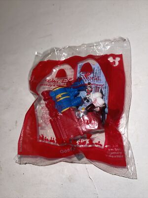 McDonald's Disney MICKEY & MINNIE'S RUNAWAY RAILWAY GOOFY #1 TOY HAPPY MEAL 2020