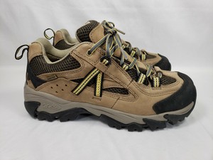 cabelas womens hiking boots