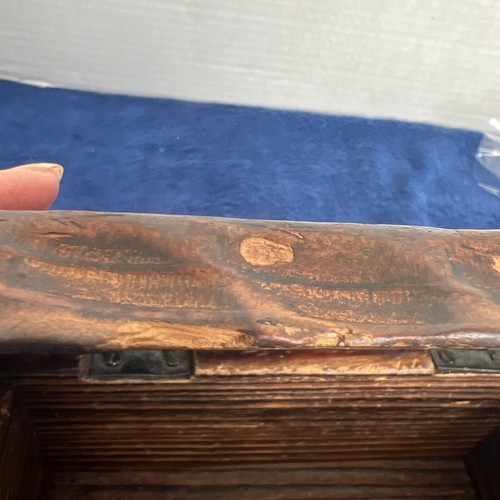Vintage Primitive Hand Carved Hinged Spanish Wood Footed Jewelry Trinket Box - Picture 19 of 20