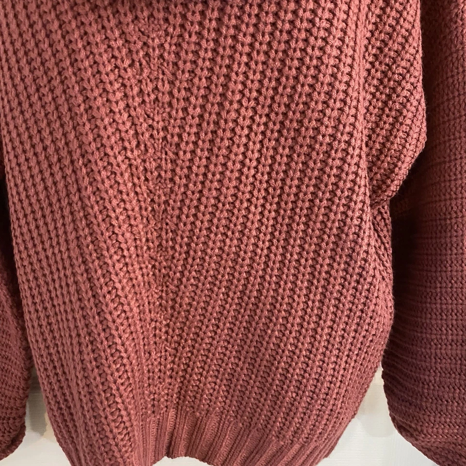 JJ Boutique Women's Medium Sweater Size Cowl Neck Pullover Cable Knit CabinCore - Image 4 of 4