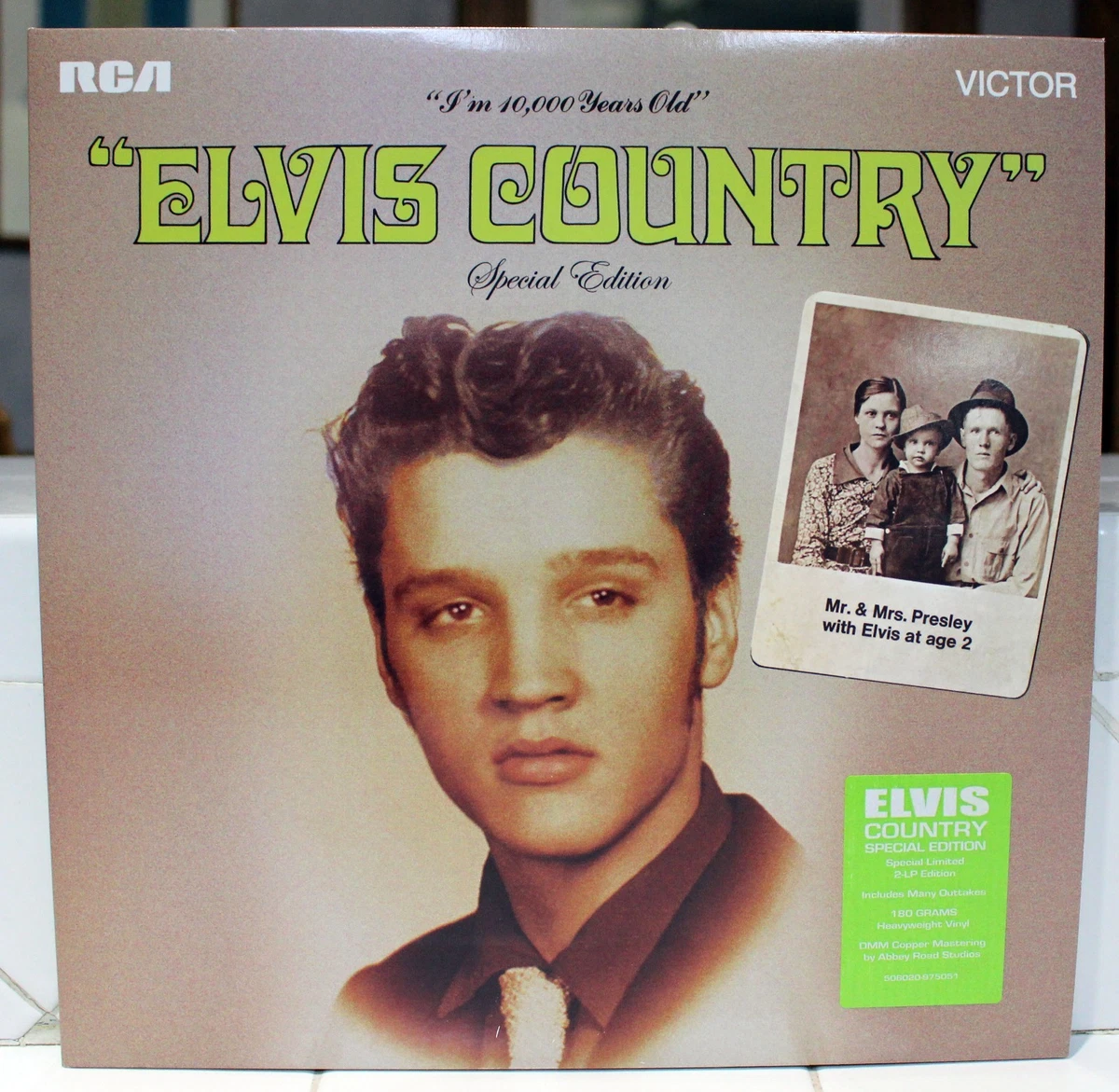 Rare Elvis 2-LP - ELVIS COUNTRY - 180 gr. Vinyl - RCA / Follow That Dream