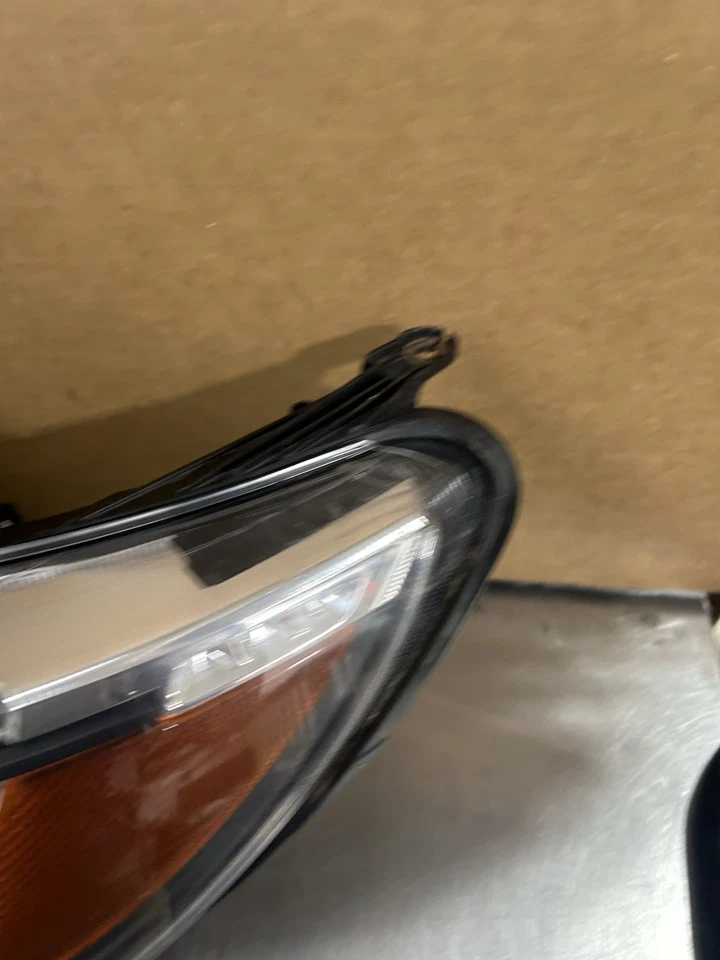 ✅2008-2011 SAAB 9-3 DRIVER LEFT HID XENON HEADLIGHT #2811 - Image 3 of 4