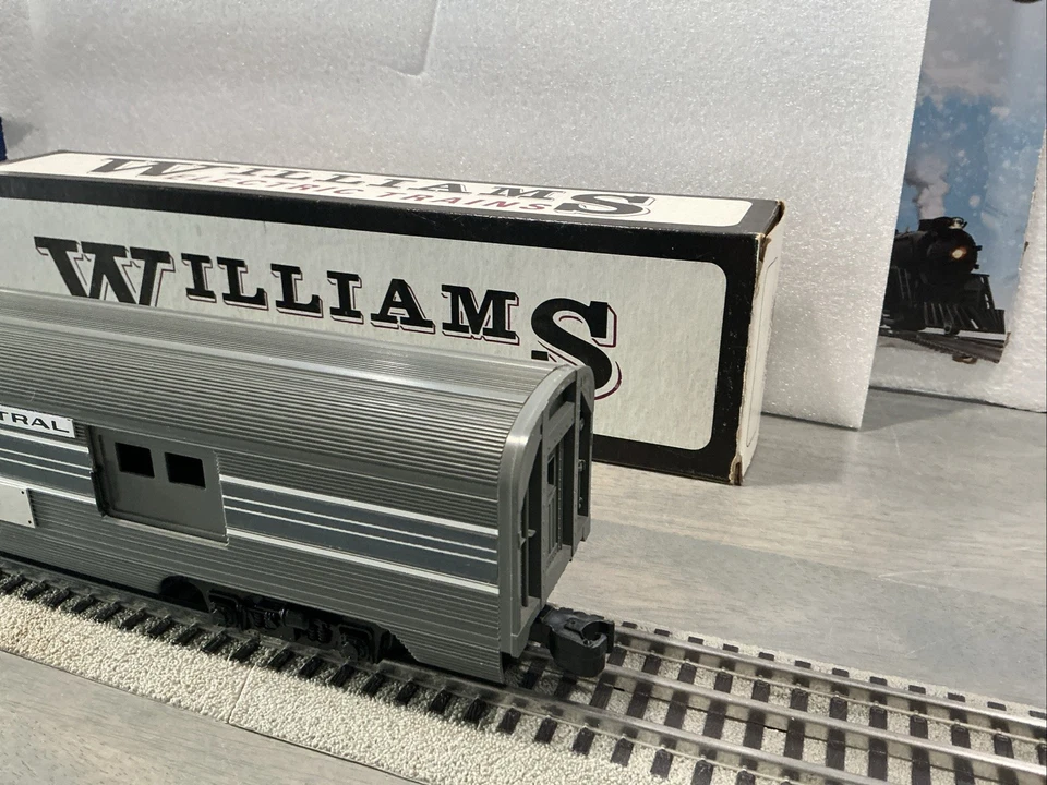Williams NEW YORK CENTRAL RAILWAY POST OFFICE CAR # 2550 Aluminum - Image 4 of 4