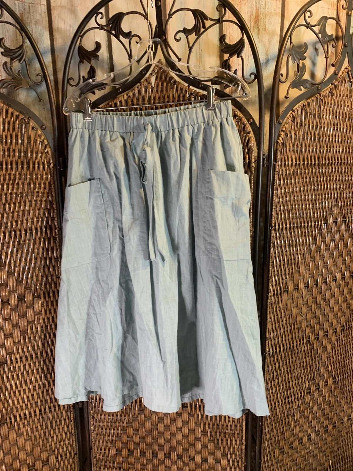 NWT SweatyRocks 100% Cotton Thin Green Skirt Size M
Opens in a new window or tab