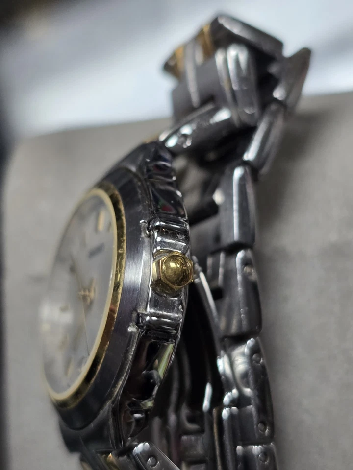 Nuevo reloj de cuarzo para mujer SEIKO 1995 28 mm fecha bisel de oro de 18 quilates caja SS esfera crema Foto 3 de 4