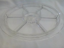 Okrągły talerz do serwowania / taca do smażenia, siedem sekcji, vintage przezroczyste tłoczone szkło