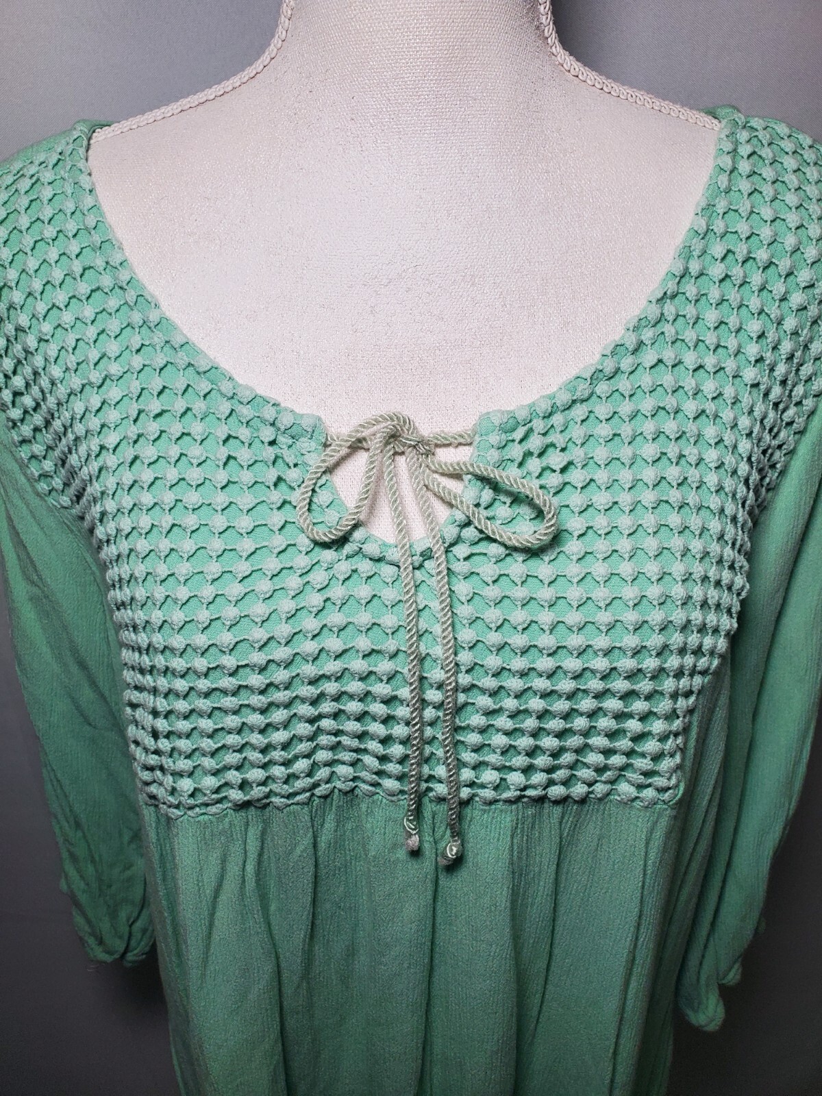 One World Pastel Green Top Crochet Panels Tie Neck El… Gem