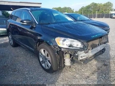 Passenger Right Front Door XC60 Fits 09-13 VOLVO 60 SERIES 262986