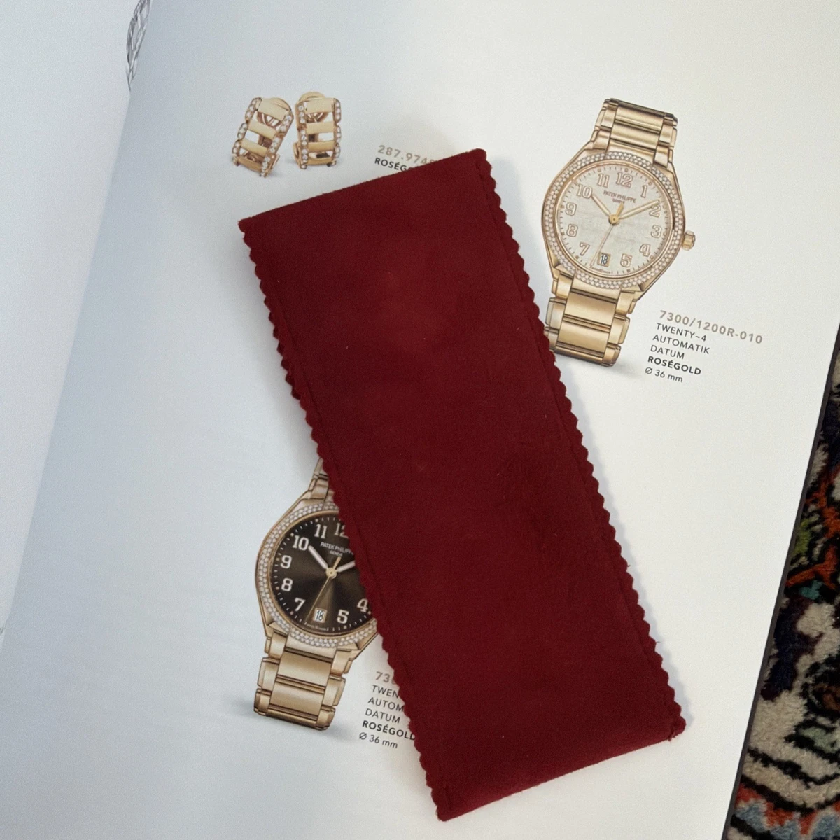RELOJ DE VIAJE ULTRA RARO PATEK PHILIPPE CUERO GAMUZA ROJA, CORREA, SOPORTE PARA BOLÍGRAFO🤩