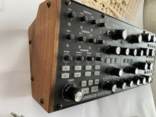 Moog Subharmonicon (2024) – Top-Zustand, komplett mit Zubehör