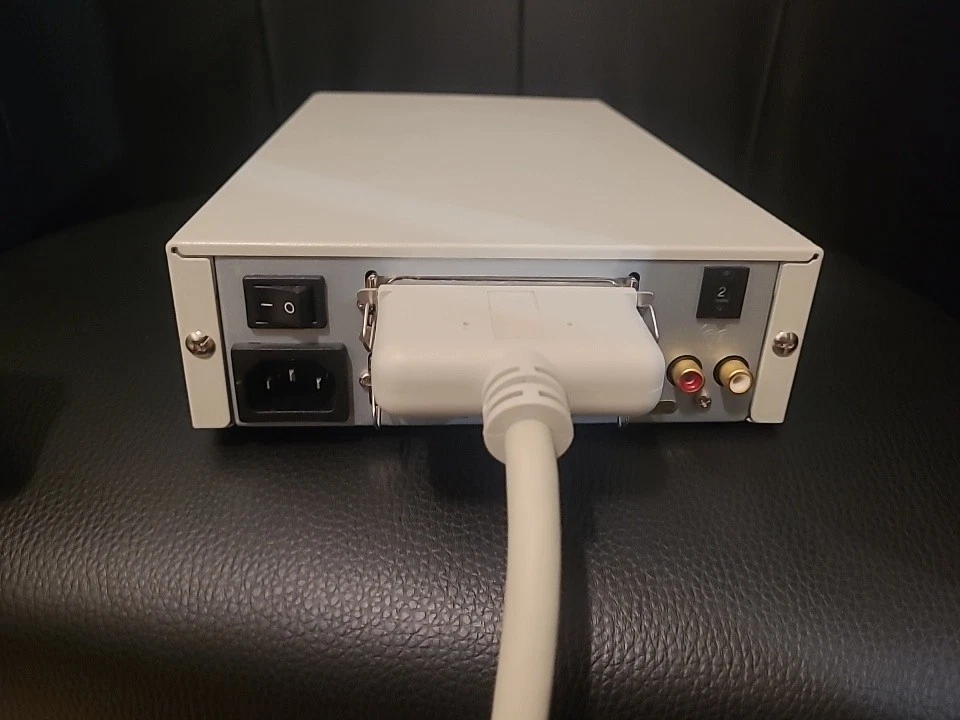 Externes SCSI CD-ROM Laufwerk No:C139533 Für ASR88/ASR-X /ASR PRO SAMPLER/SYNTH - Bild 2 von 4