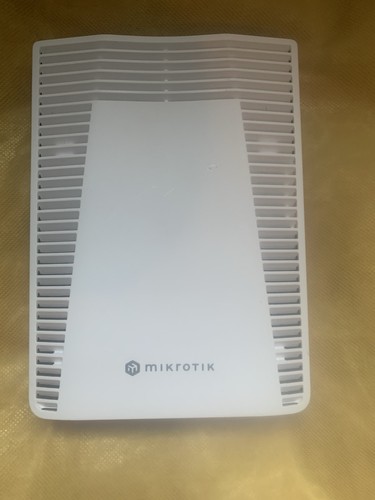 MikroTik CRS304-4XG-IN Router (1) GbE RJ45 (4) 1G/2.5G/5G/10G SFP IP20