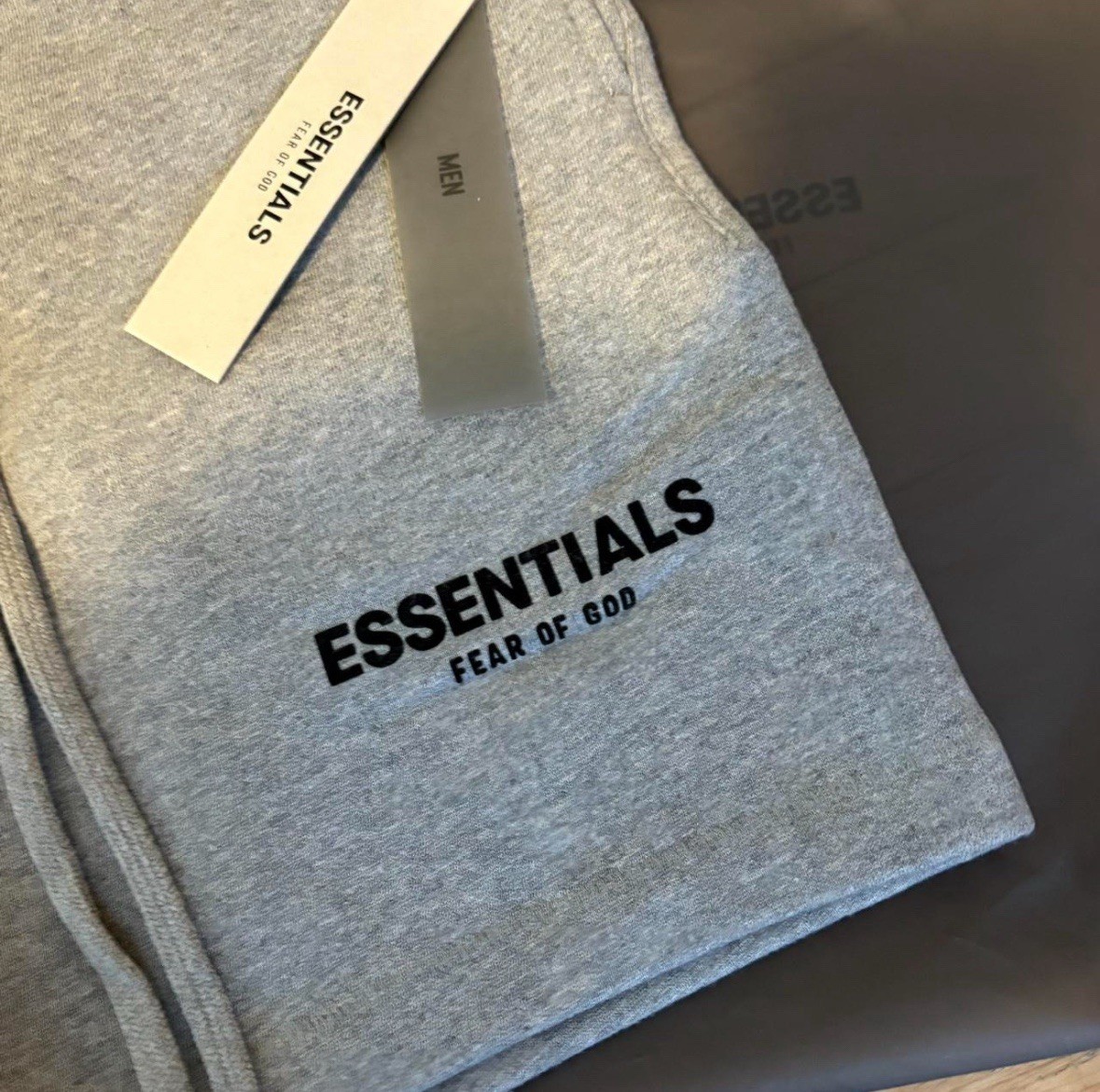 Dark oatmeal Essentials Fear of God shorts size small thumbnail 2
