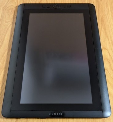 Wacom DTH-1300 Cintiq 13HD Creative Pen & Touch Display