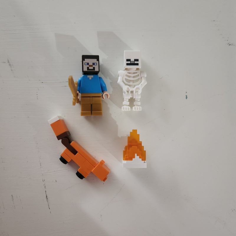 LEGO Minecraft Minifigure Steve Skeleton Fox Minecraft Lot