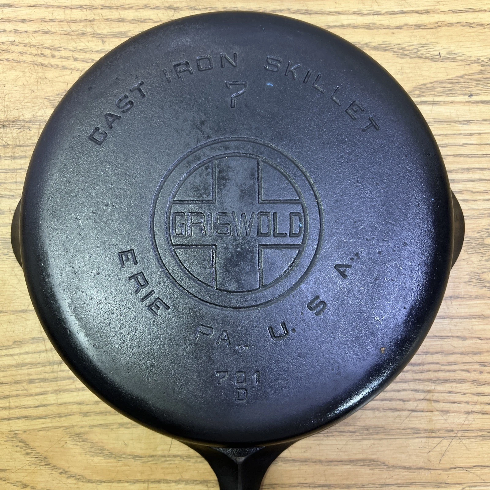 Vtg Griswold Cast Iron Skillet No 7 Large Block Logo EPU 701 D Restored Flat
