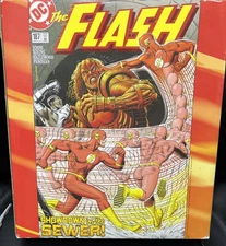 Justice League JLA Cover To Cover THE FLASH STATUE  Limited Edition  #847/1900