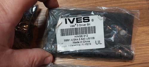 3 pack IVES Hinge 912 Matte Black 5BB1 HW 4.5" x 4.5" 640 US10B Hinges - Picture 4 of 5