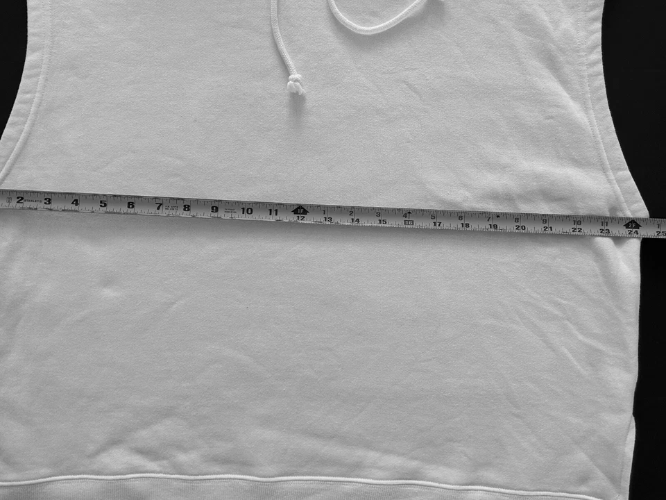 PacSun Womens M Sleeveless Hoodie White Fleece Relax Fit WORN ONCE - Image 4 of 4