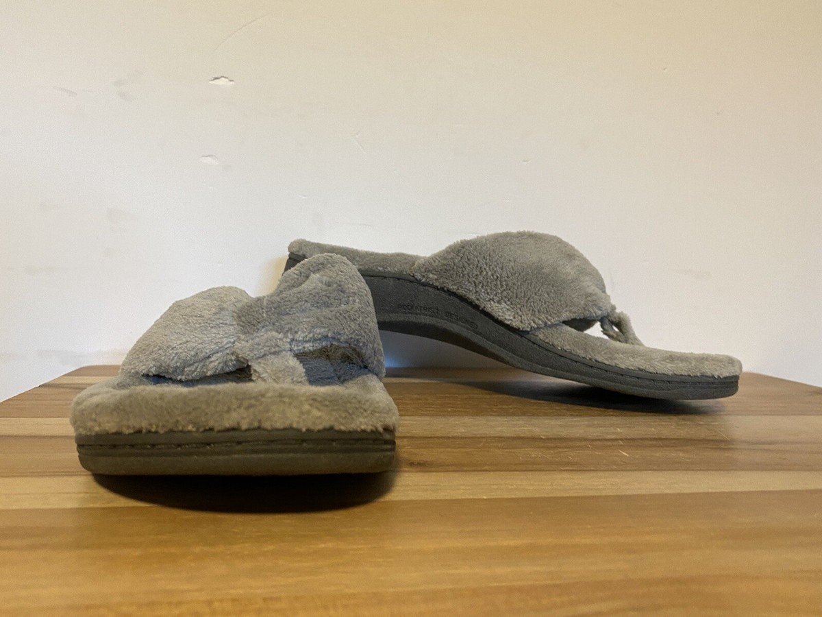 VIONIC Ladies Pre-Owned Indulge Gracie Gray Slipper or Toe Post Slippers Sz  M