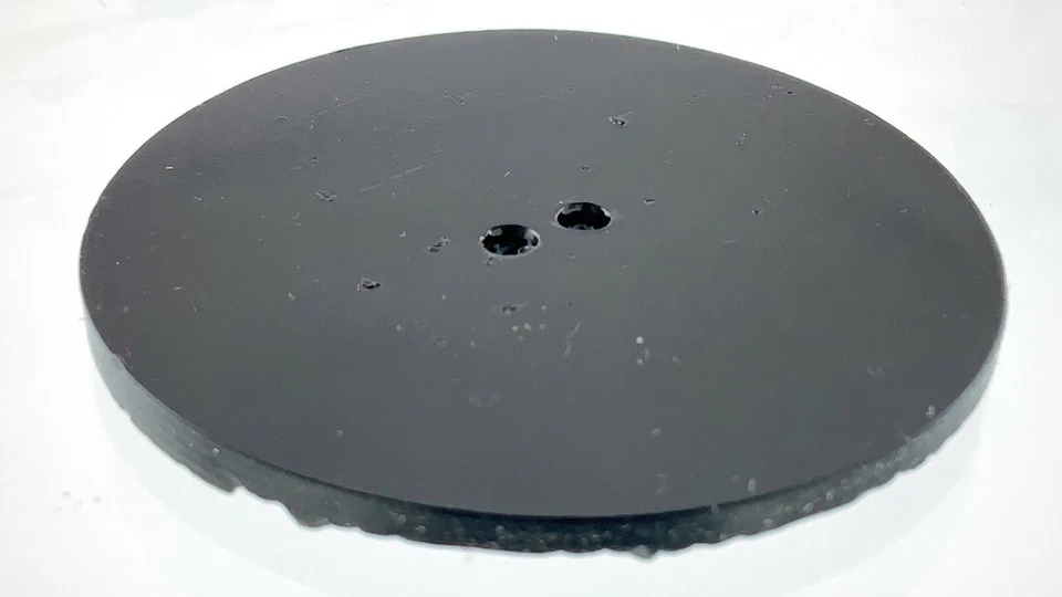 Vintage Carved Bakelite Green Color Size 1.75in Garment Button Wood Pattern 962A - Image 4 of 4