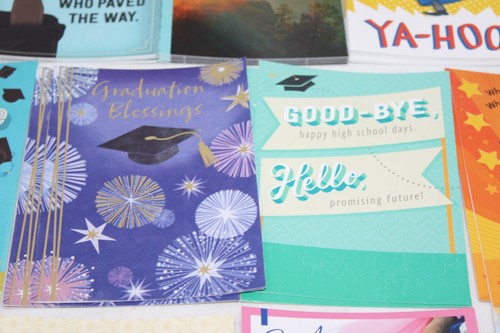 Graduation Random Card Lot of 109 Cards & 3 Envelopes Hallmark Greeting HUGE - Picture 12 of 18