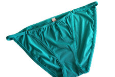 .VICTORIA'S SECRET SMOOTH STRING BIKINI PANTY M