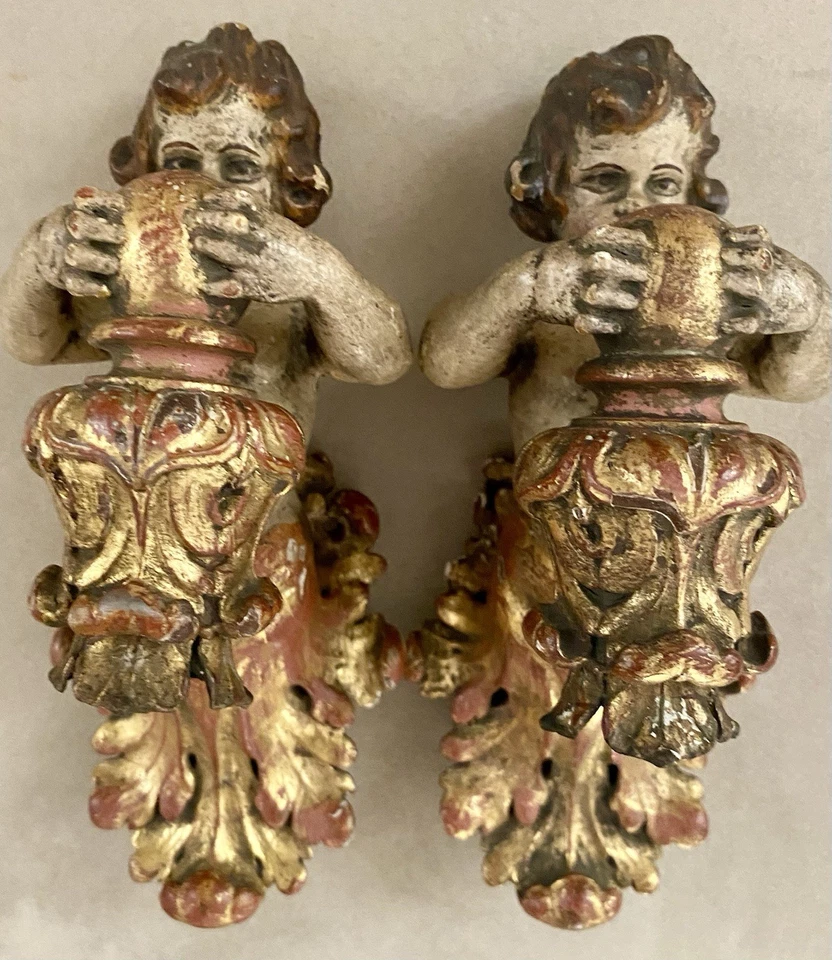 Par arquitectónico de soportes de altar Putti policromados tallados italianos del siglo XVIII Foto 4 de 4